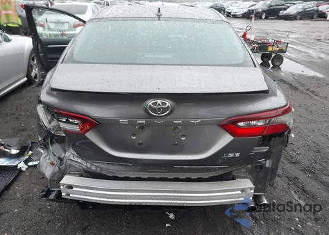 2021 Toyota Camry Se z USA, uszkodzony, nr VIN 4T1G11AK7MU464608